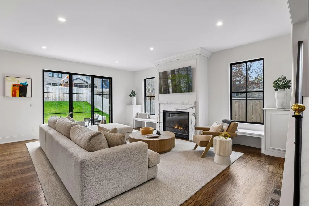 5925 Chowen Avenue S Edina, MN 55410