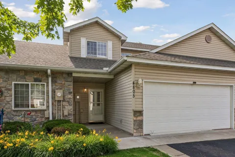 4805 Iris Alcove