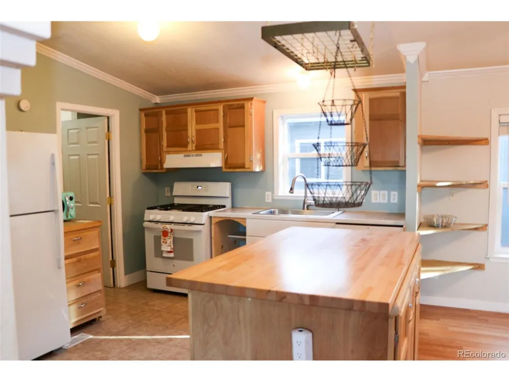 2077 Medicine Bow Overlook Crestone, CO 81131
