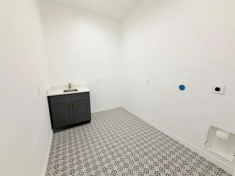 304 Road 6614 Dayton, TX 77535
