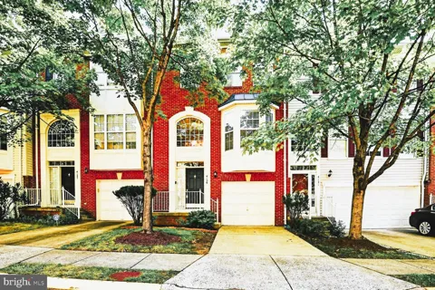 4129 GROVER GLEN COURT