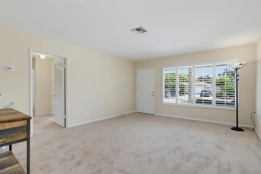 16422 Sarape Dr San Diego, CA 92128