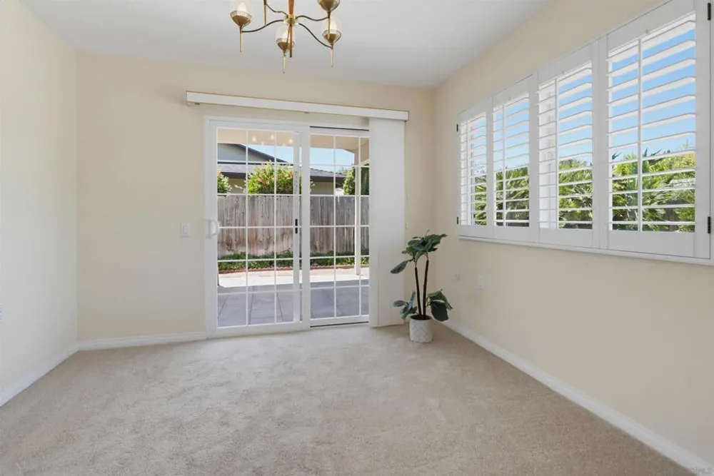16422 Sarape Dr San Diego, CA 92128