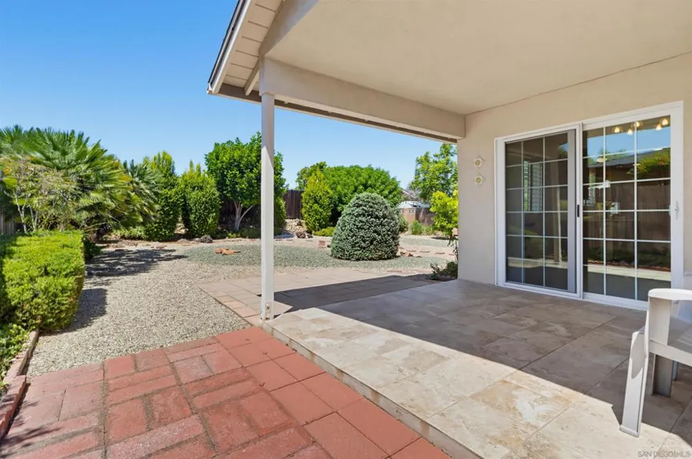 16422 Sarape Dr San Diego, CA 92128