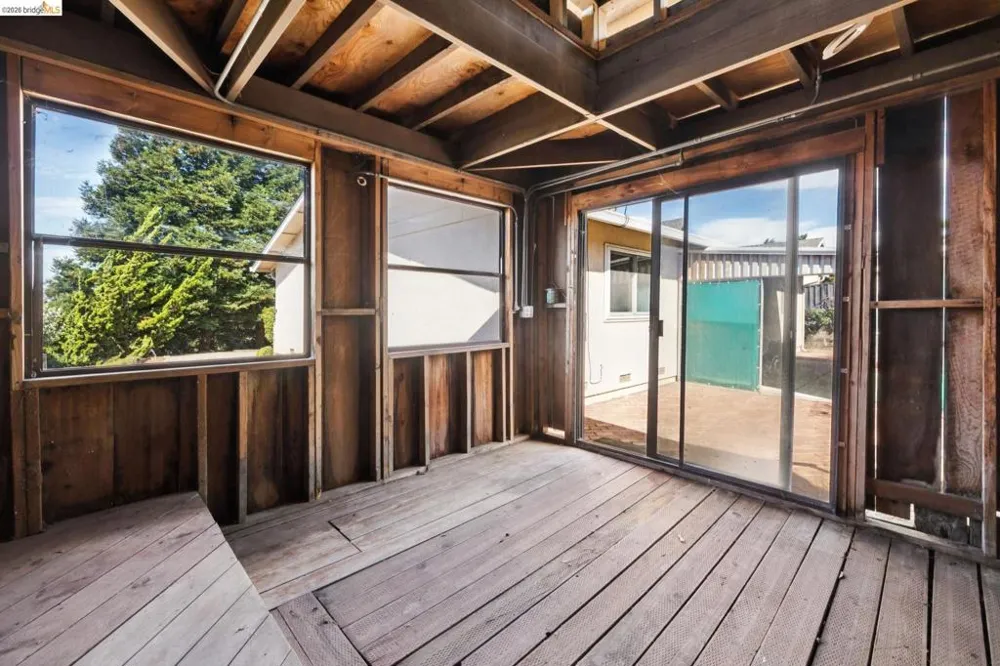 1112 Kelvin Rd El Sobrante, CA 94803