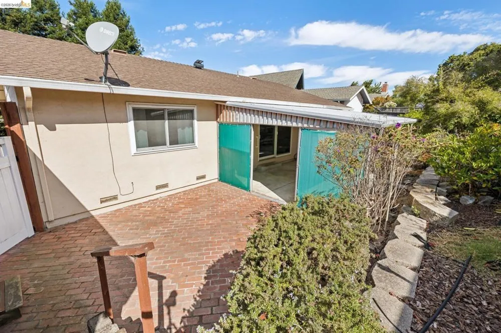 1112 Kelvin Rd El Sobrante, CA 94803