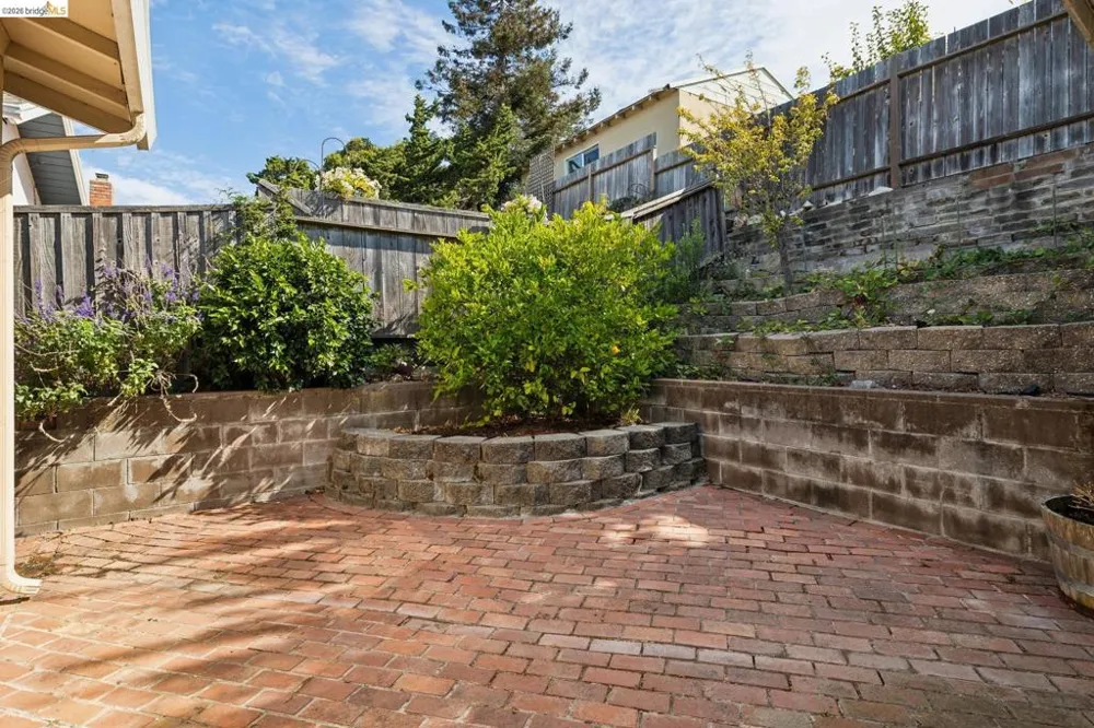 1112 Kelvin Rd El Sobrante, CA 94803
