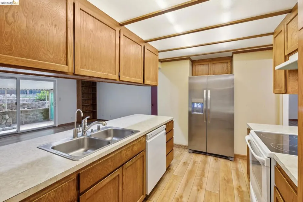1112 Kelvin Rd El Sobrante, CA 94803