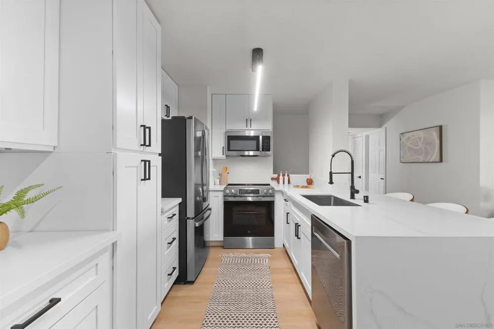10225 Caminito Cuervo #125 San Diego, CA 92108