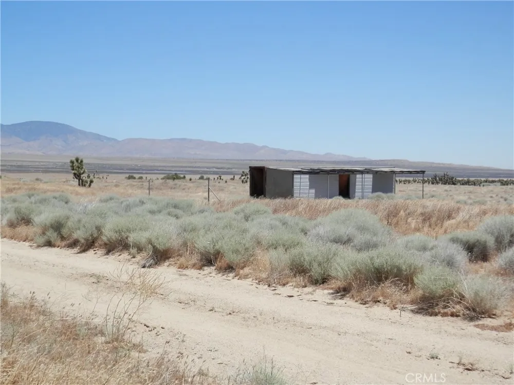 B12 AVENUE Lancaster, CA 93536