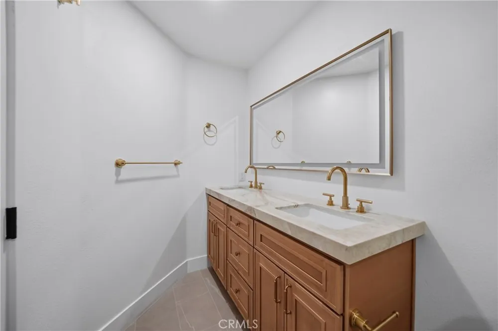9 Via Rosado Rancho Santa Margarita, CA 92688