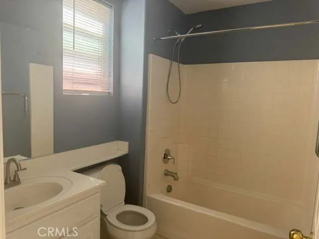 13884 Oak Tree Corona, CA 92880