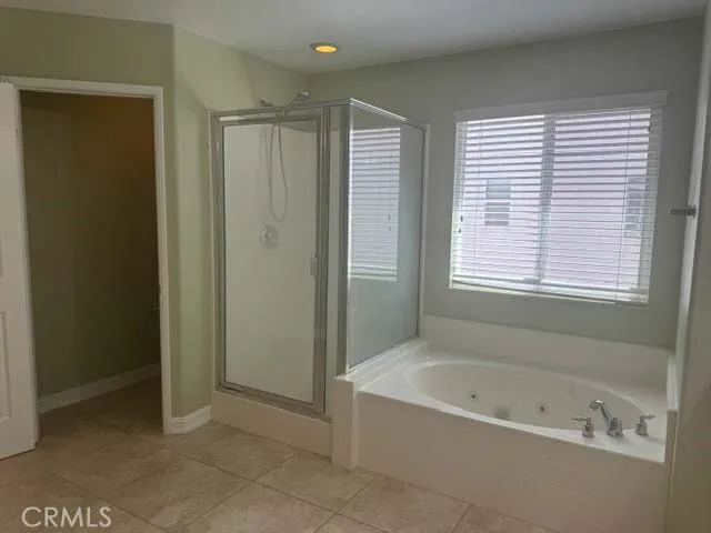 13884 Oak Tree Corona, CA 92880