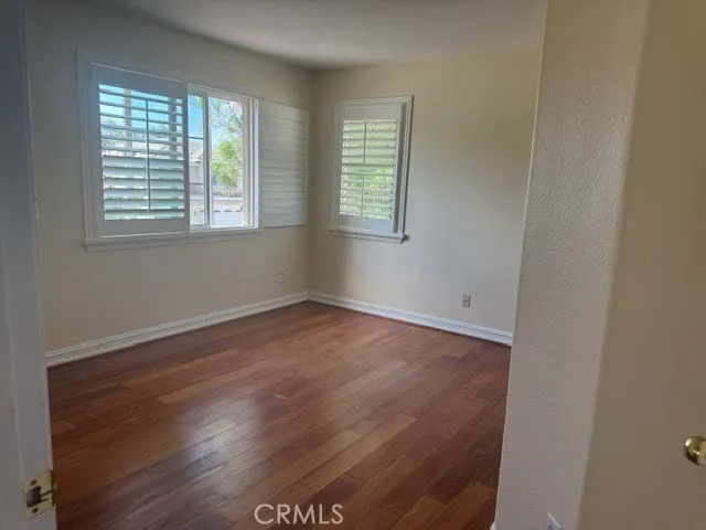 13884 Oak Tree Corona, CA 92880