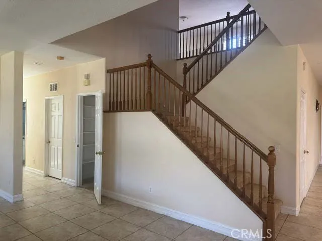 13884 Oak Tree Corona, CA 92880