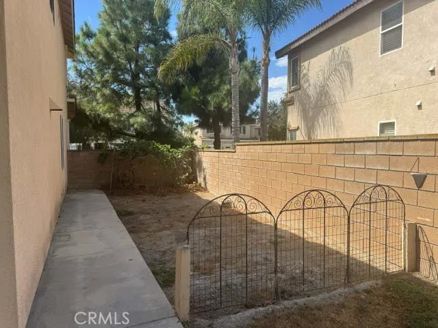 13884 Oak Tree Corona, CA 92880