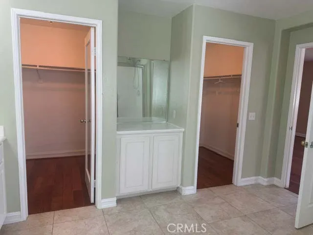 13884 Oak Tree Corona, CA 92880