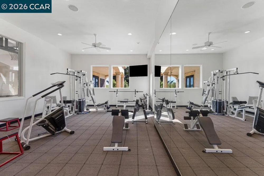 251 Santiago Ln Danville, CA 94526