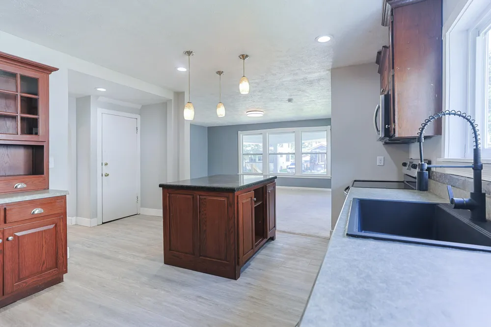 1542 Clarendon Avenue Niles, MI 49120