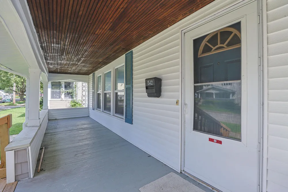 1542 Clarendon Avenue Niles, MI 49120
