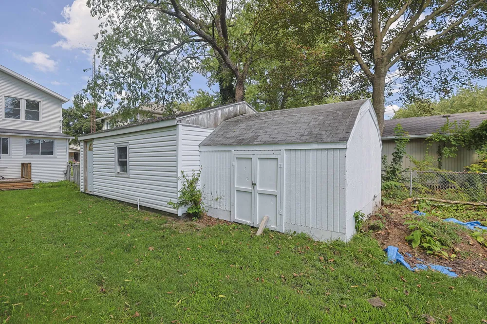 1542 Clarendon Avenue Niles, MI 49120