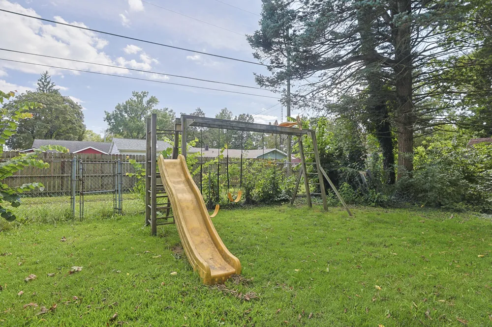 1542 Clarendon Avenue Niles, MI 49120