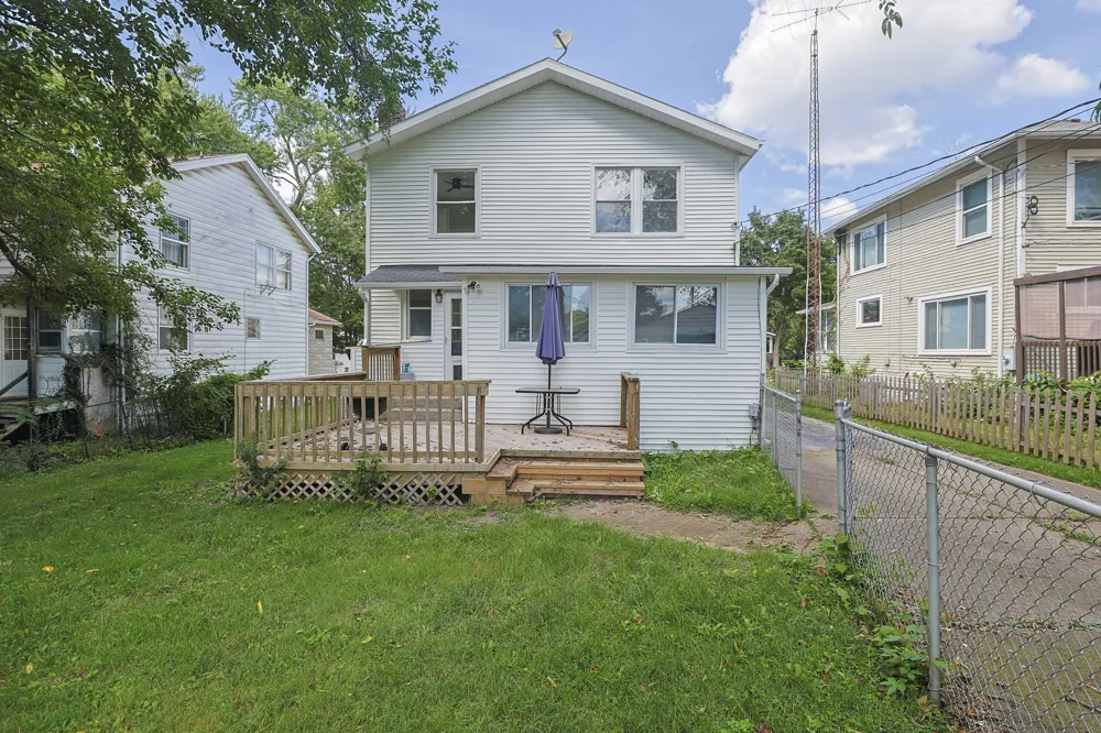 1542 Clarendon Avenue Niles, MI 49120