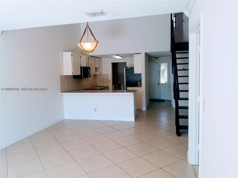 6943 SW 40th St #11-R Miramar, FL 33023