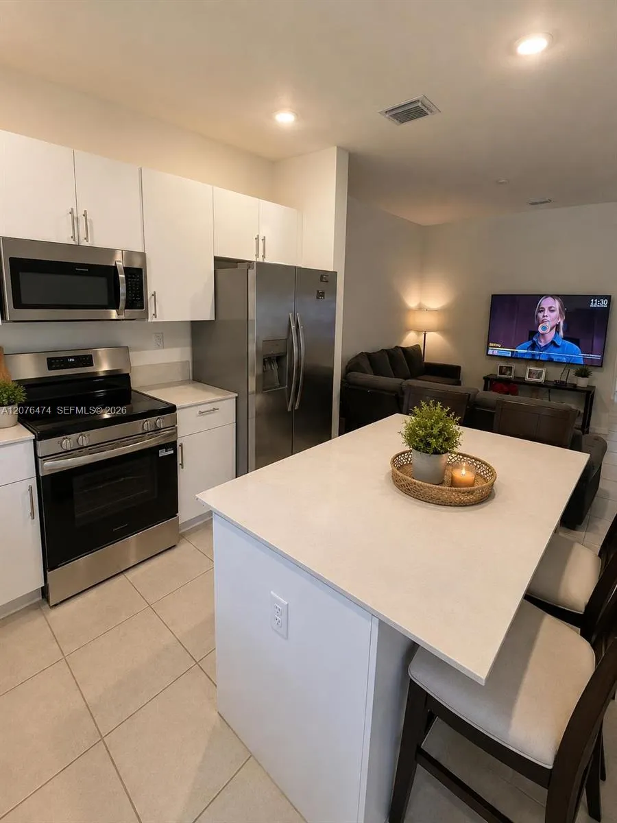 27704 SW 156 Homestead, FL 33032