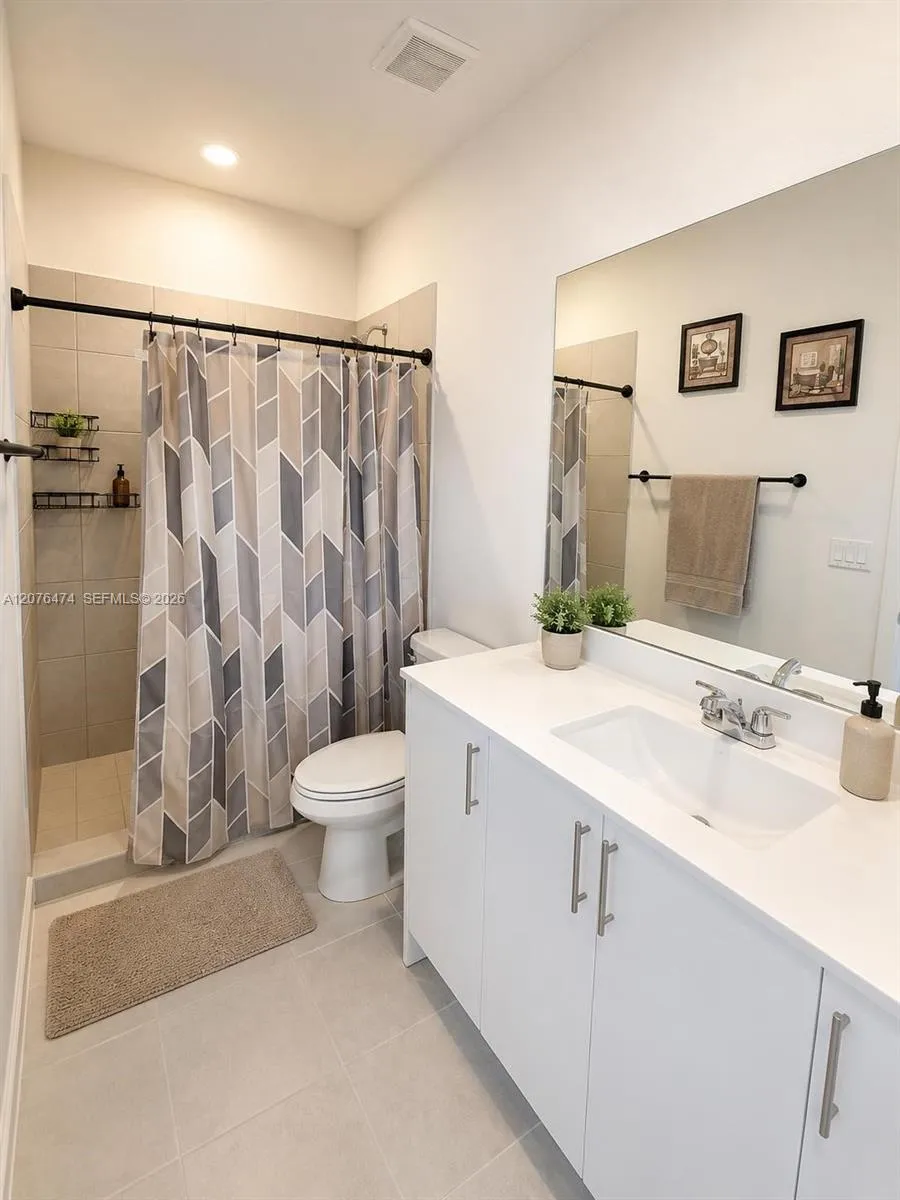 27704 SW 156 Homestead, FL 33032