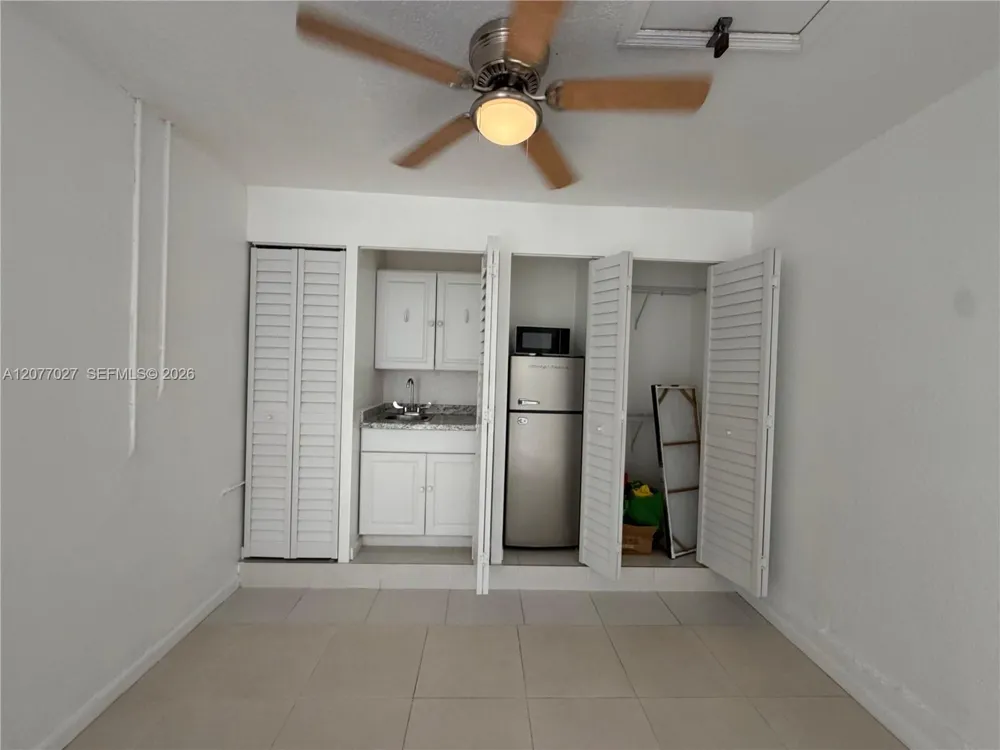 16467 SW 50th Ter #efficiencyci Miami, FL 33185