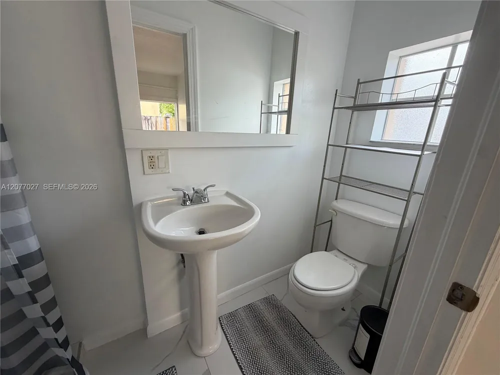 16467 SW 50th Ter #efficiencyci Miami, FL 33185