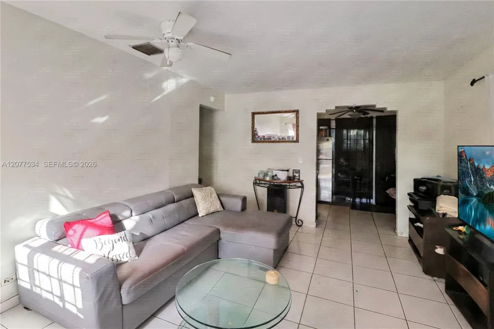 12040 NW 1st Ct North Miami, FL 33168