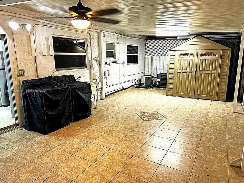 5461 W 24th Ave #25 Hialeah, FL 33016