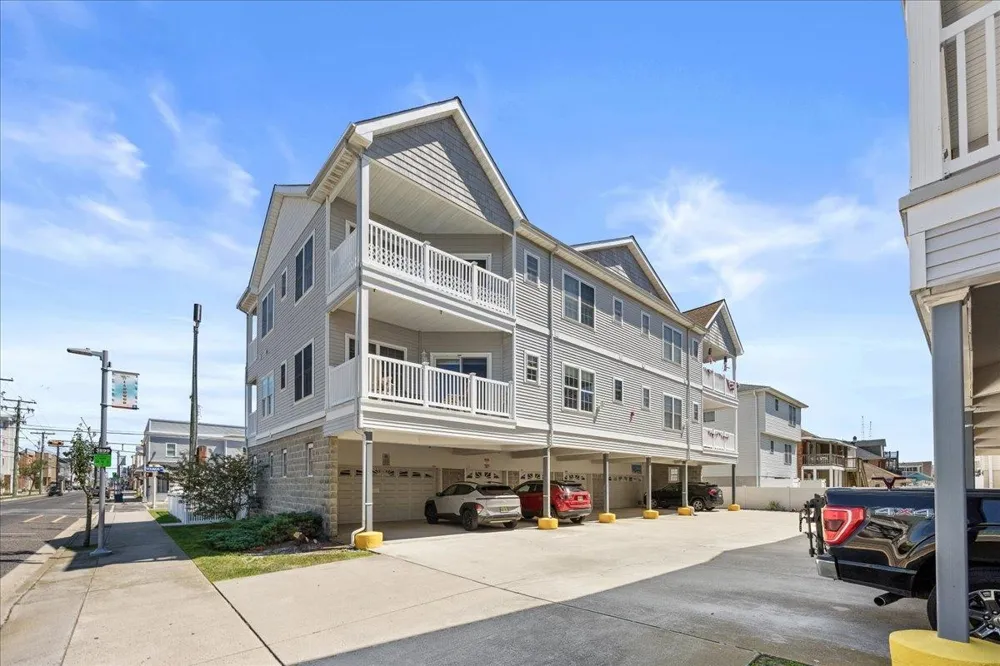 200 E Youngs Avenue Wildwood, NJ 08260