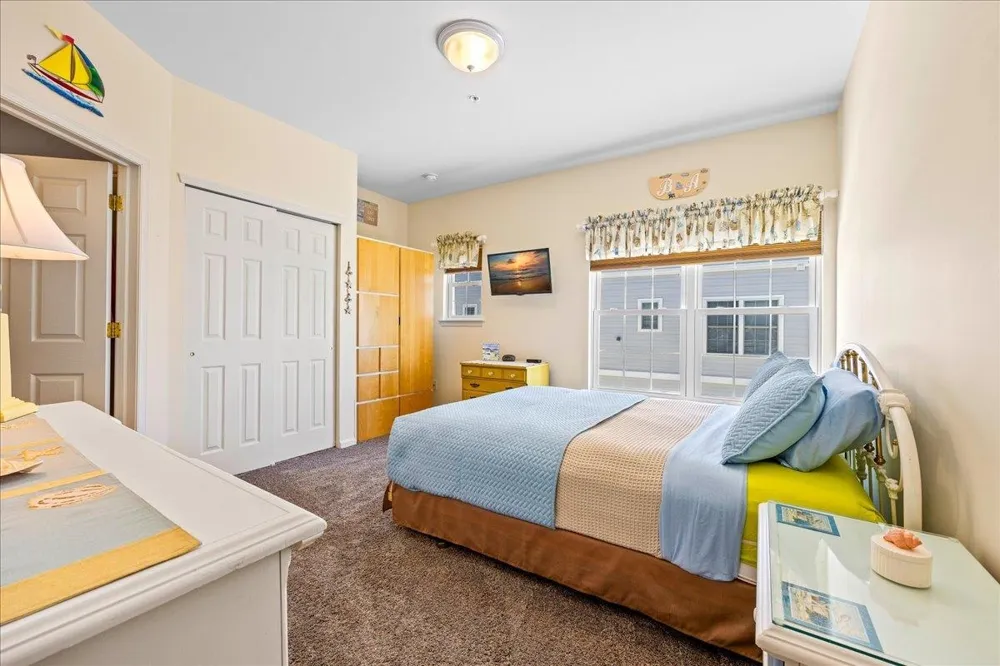200 E Youngs Avenue Wildwood, NJ 08260