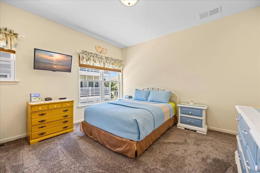 200 E Youngs Avenue Wildwood, NJ 08260
