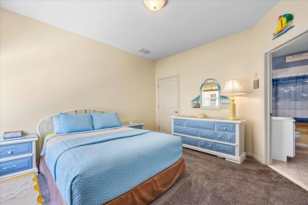 200 E Youngs Avenue Wildwood, NJ 08260