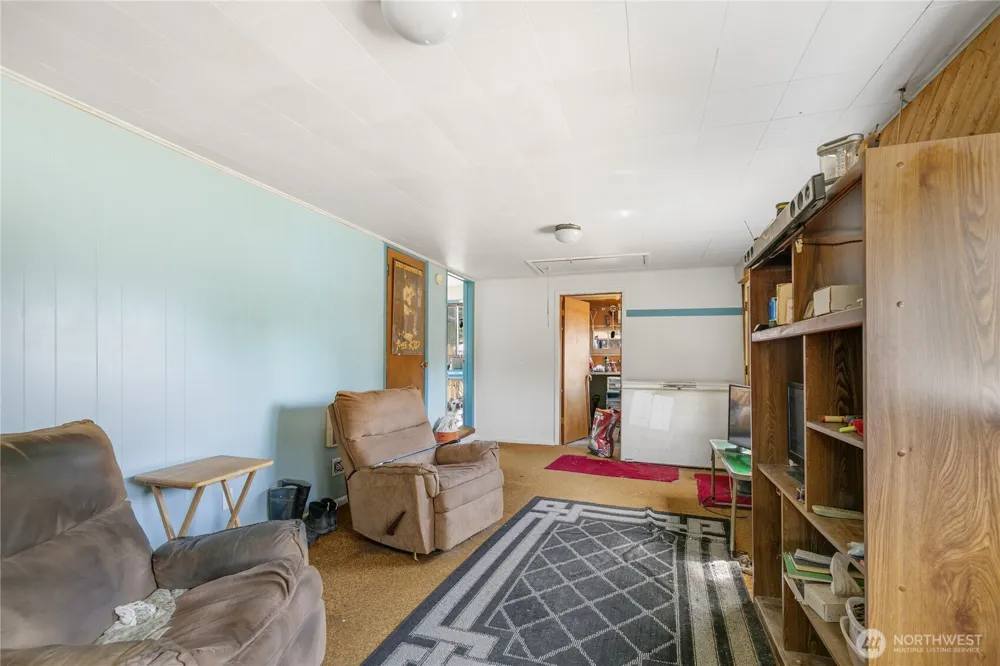 20911 78th Avenue W Edmonds, WA 98026