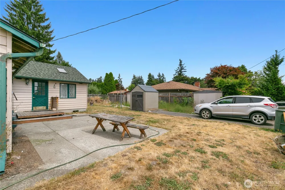 20911 78th Avenue W Edmonds, WA 98026