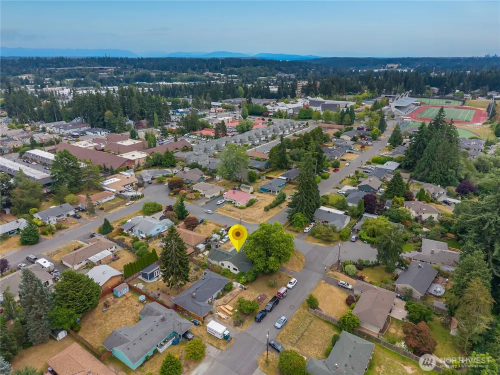 20911 78th Avenue W Edmonds, WA 98026