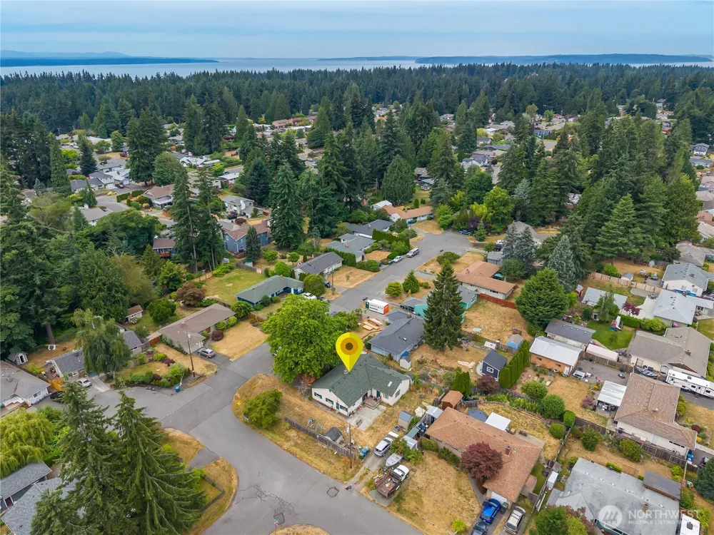 20911 78th Avenue W Edmonds, WA 98026