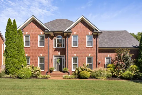 184 Scotsman Ln
