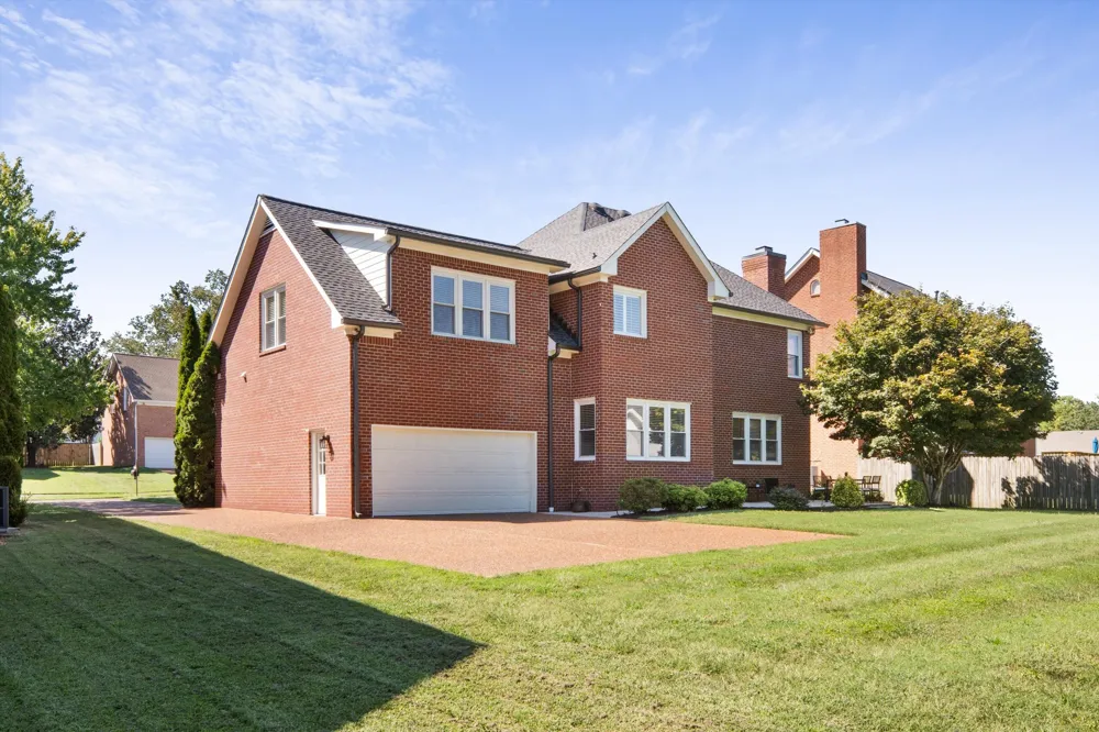 184 Scotsman Ln Franklin, TN 37064