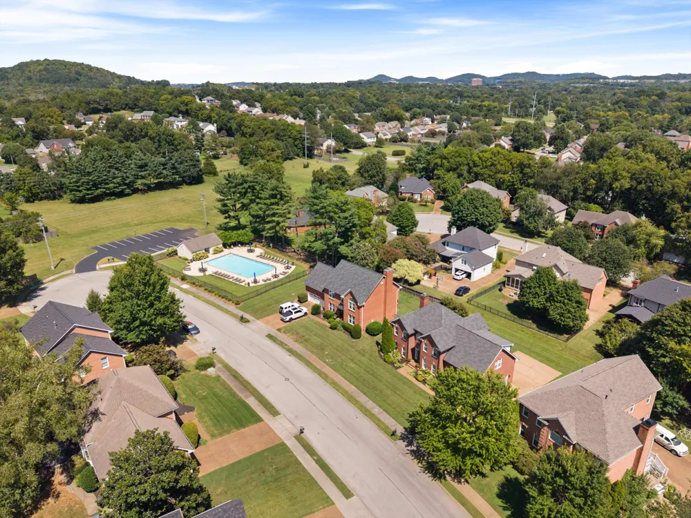 184 Scotsman Ln Franklin, TN 37064