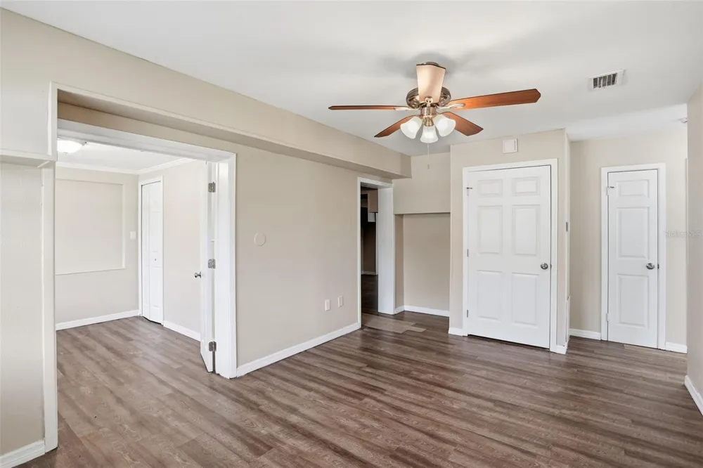 218 5TH JPV STREET Winter Haven, FL 33880