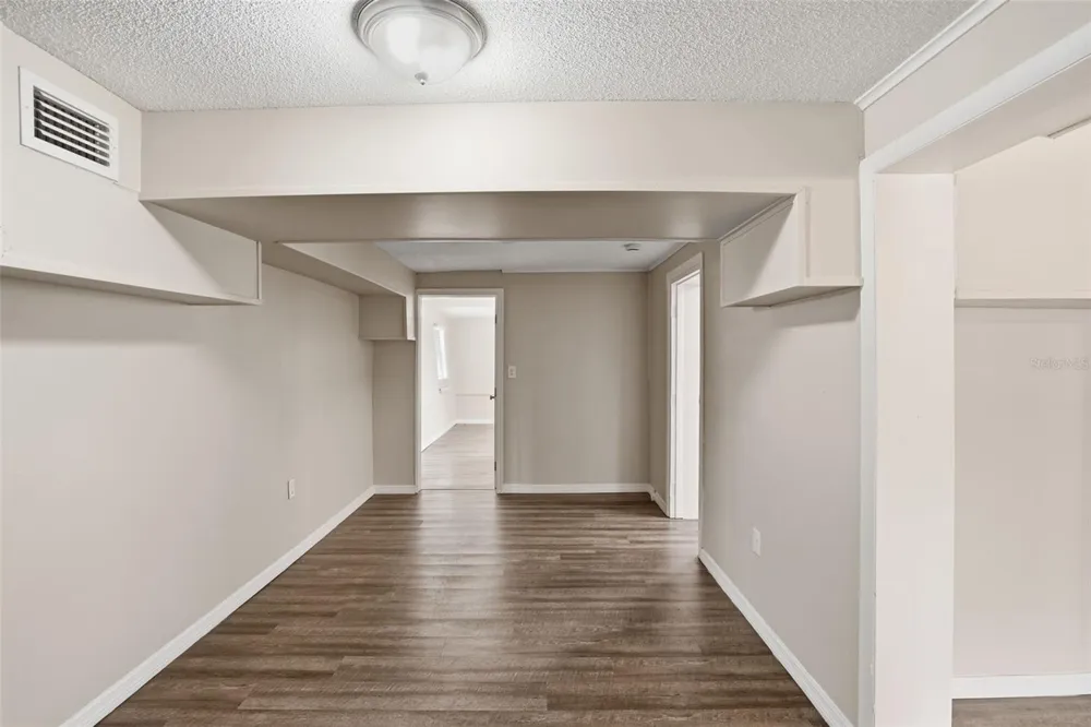 218 5TH JPV STREET Winter Haven, FL 33880