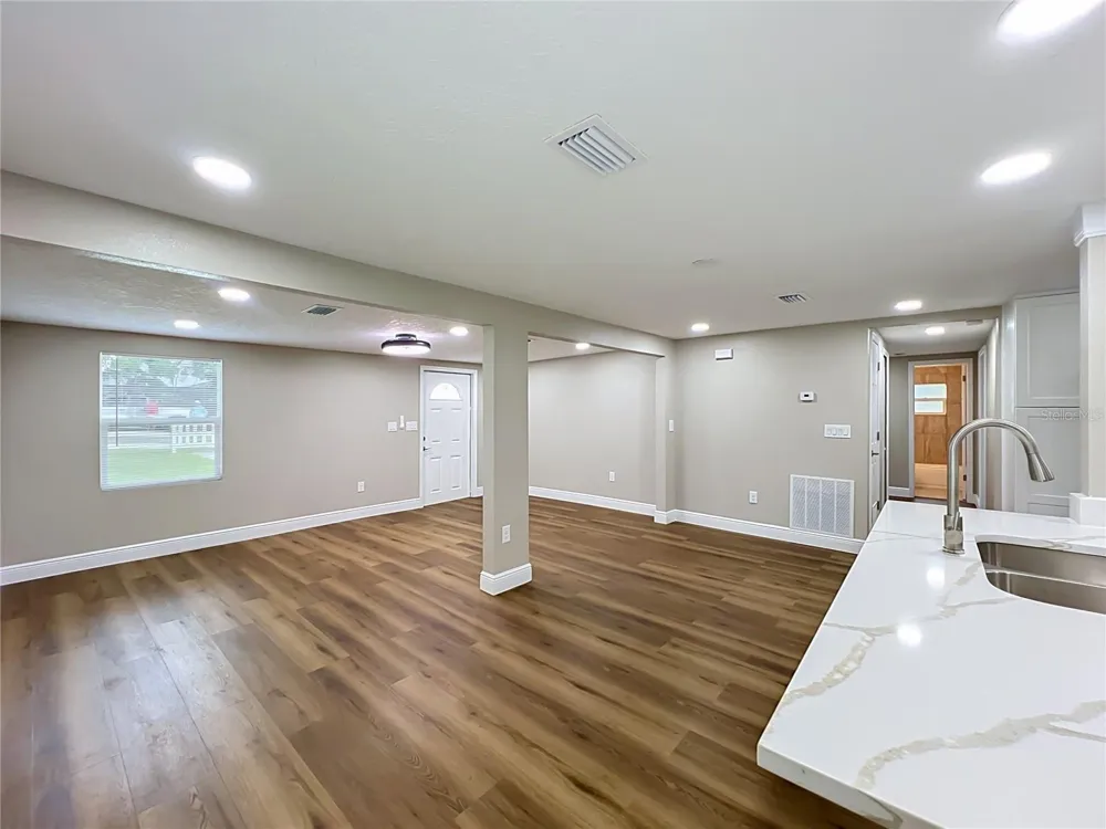 552 B C TERRY ROAD Ocoee, FL 34761
