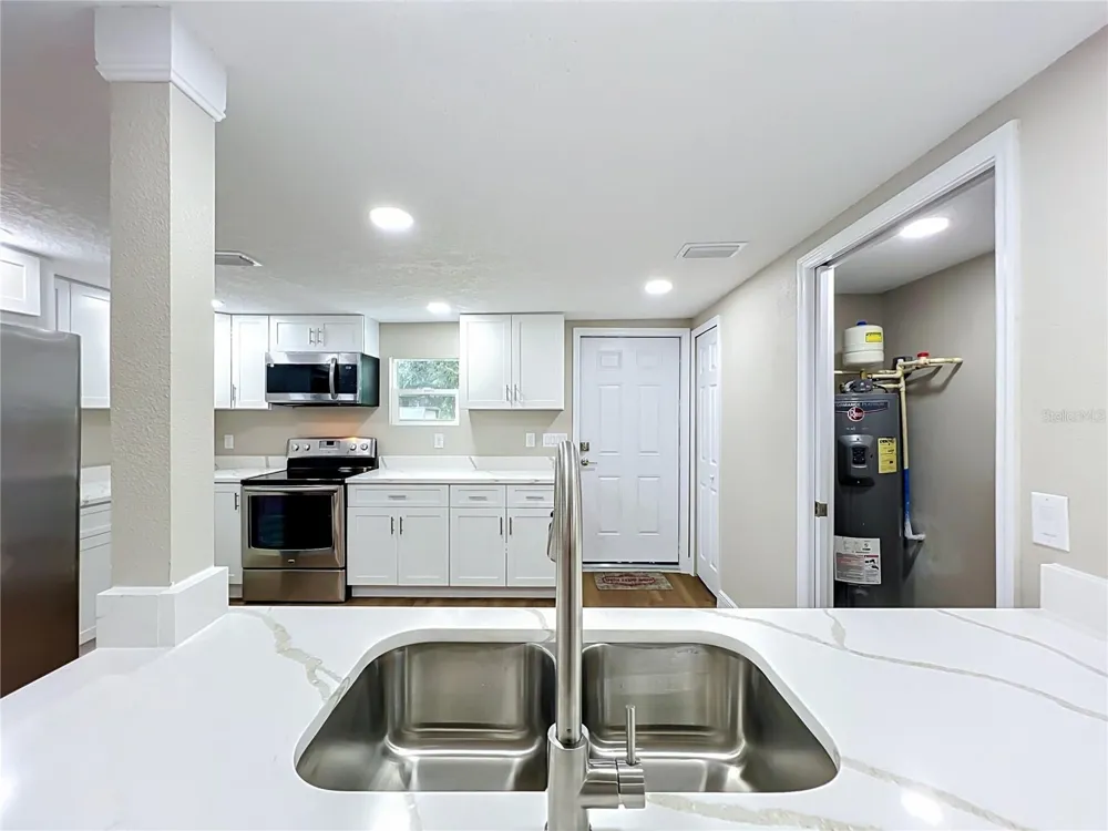 552 B C TERRY ROAD Ocoee, FL 34761