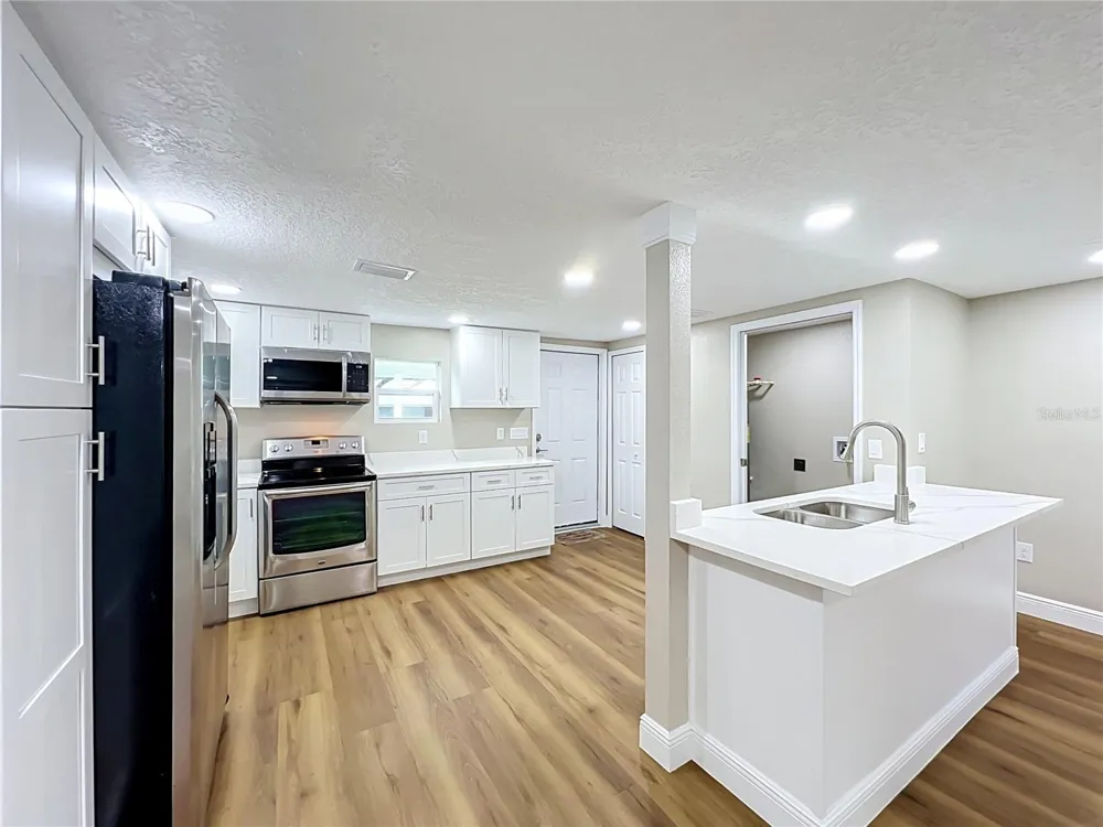 552 B C TERRY ROAD Ocoee, FL 34761
